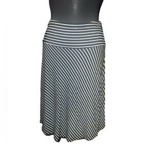 🐘H&M Navy & White Striped Skirt